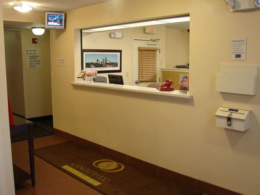 Candlewood Suites Raleigh Crabtree By Ihg Esterno foto