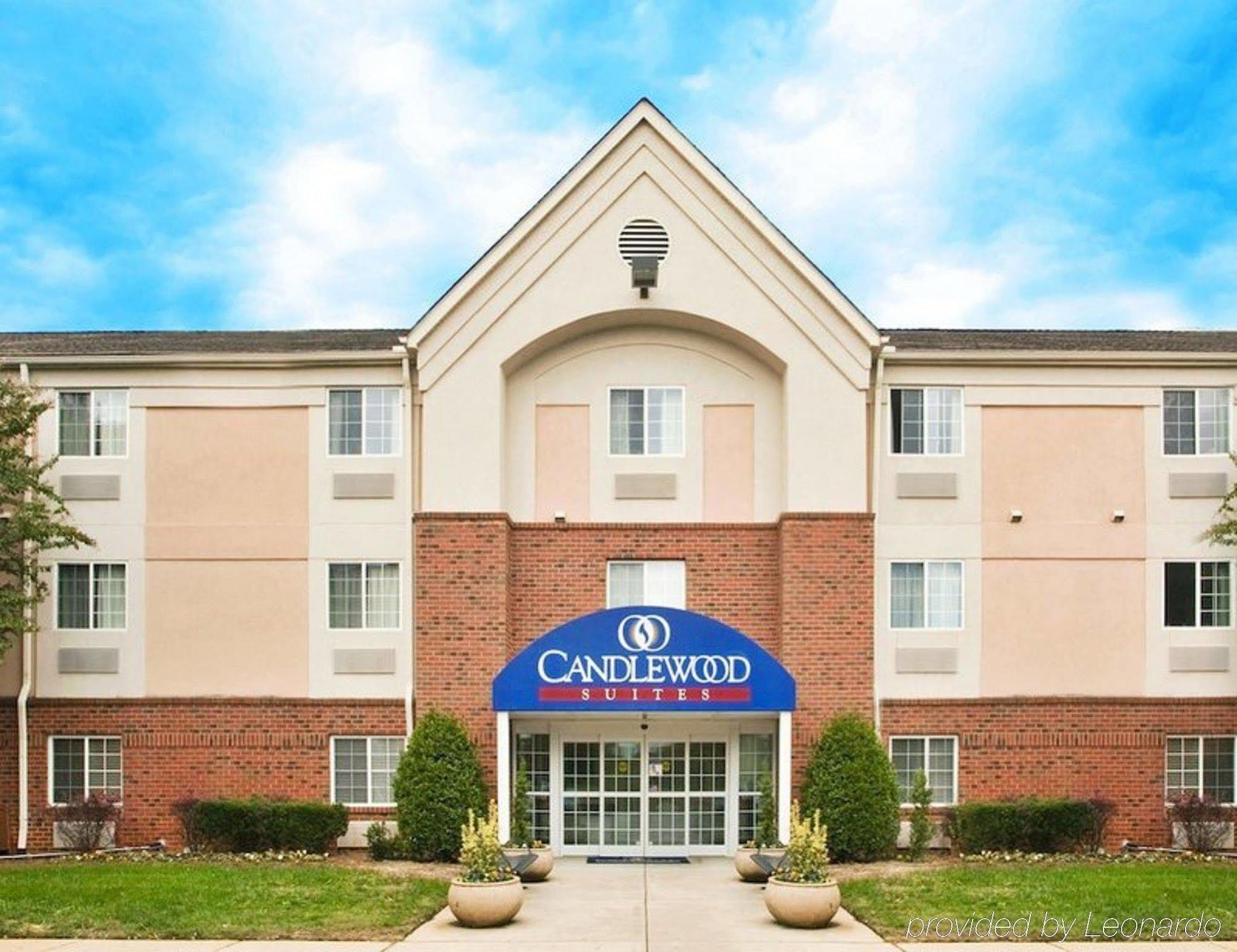 Candlewood Suites Raleigh Crabtree By Ihg Esterno foto