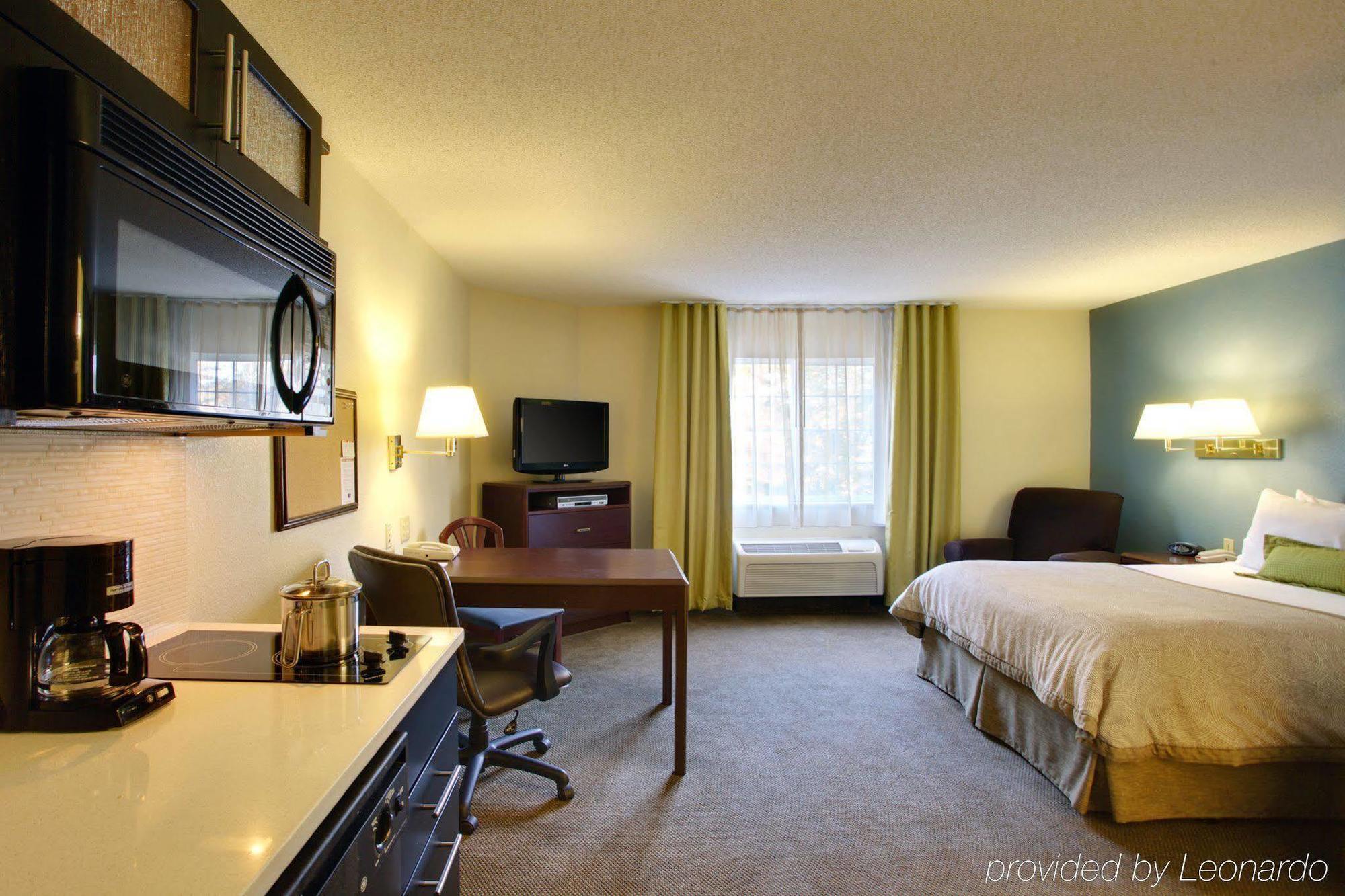 Candlewood Suites Raleigh Crabtree By Ihg Esterno foto