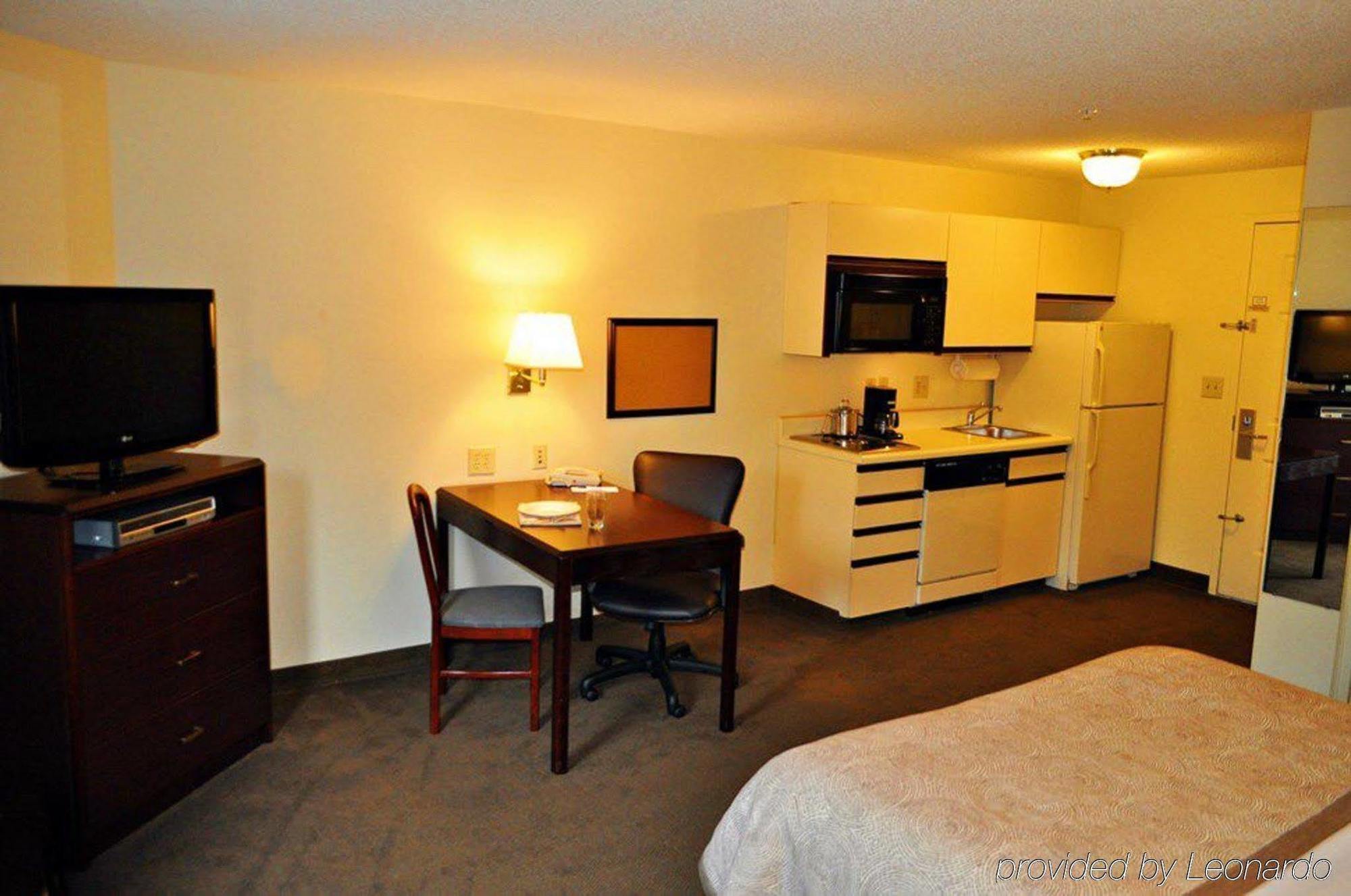 Candlewood Suites Raleigh Crabtree By Ihg Esterno foto