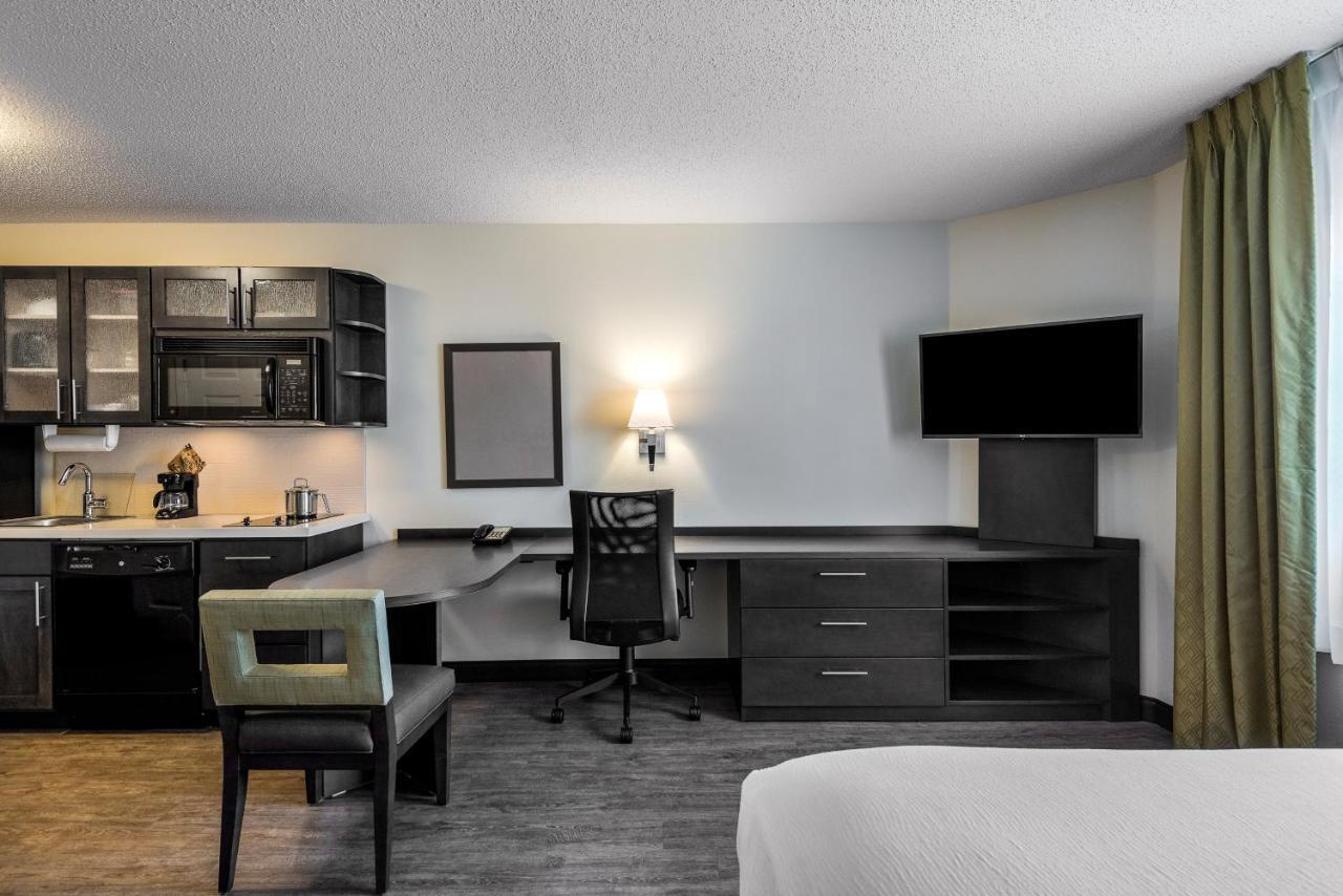 Candlewood Suites Raleigh Crabtree By Ihg Esterno foto